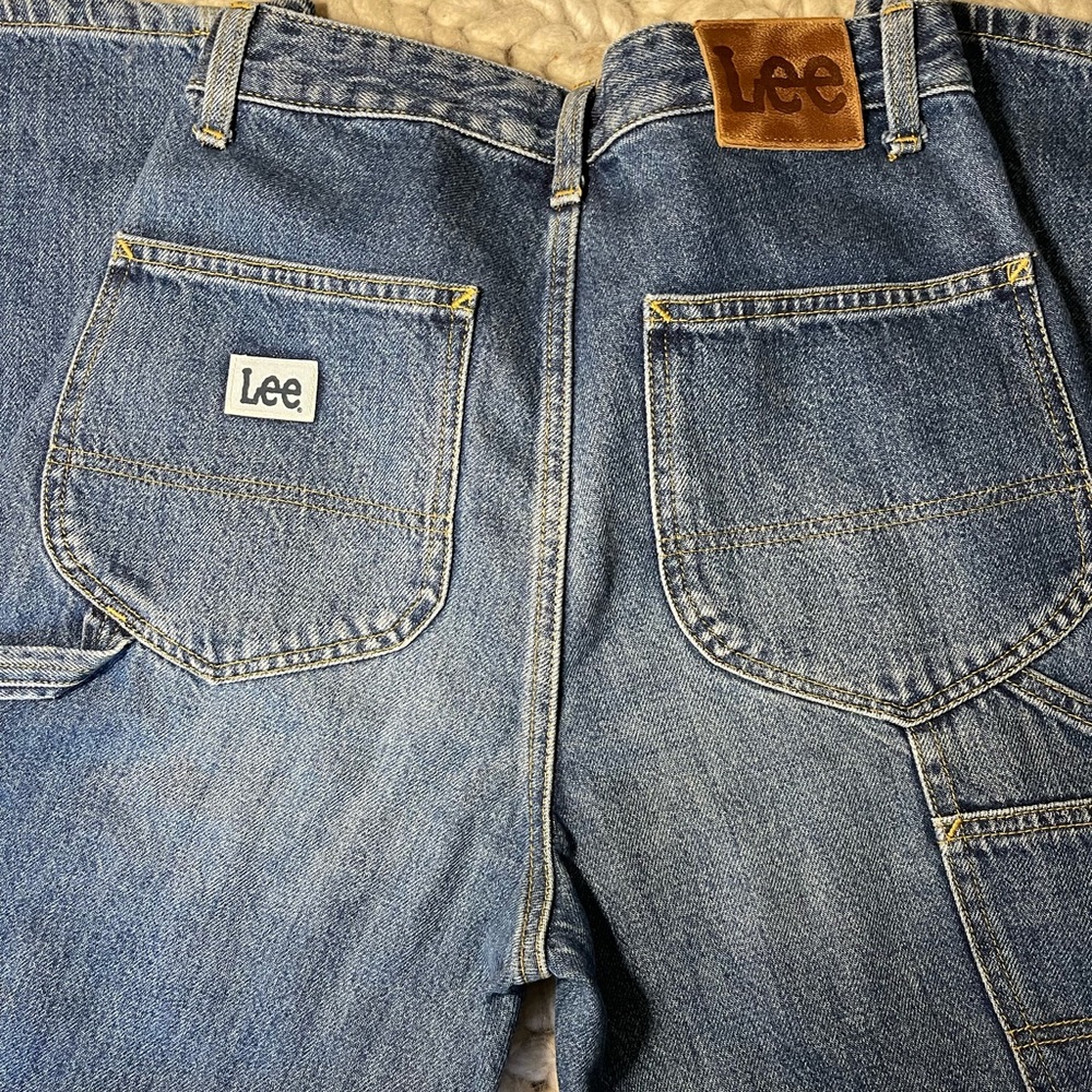 Vintage Lee straight leg high rise jeans size 28